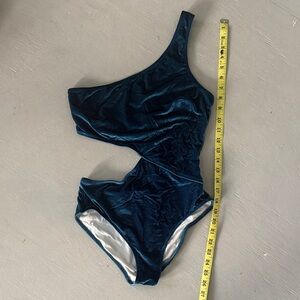 SOLID & STRIPED Blue velvet One-Shoulder Swimsuit